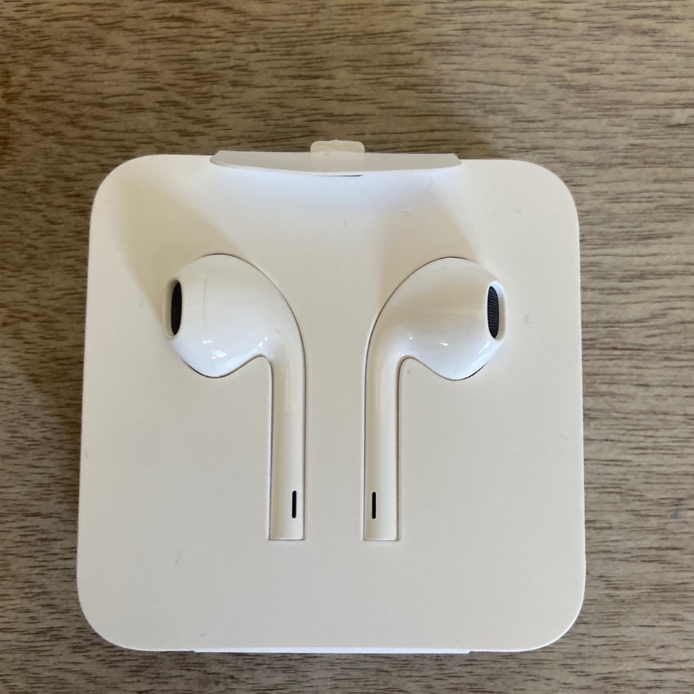Apple EarPods